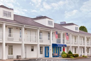 Hotel BAYMONT INN & SUITES TULLAHOMA