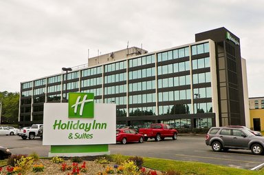 Hotel HOLIDAY INN & SUITES CHARLESTON WEST