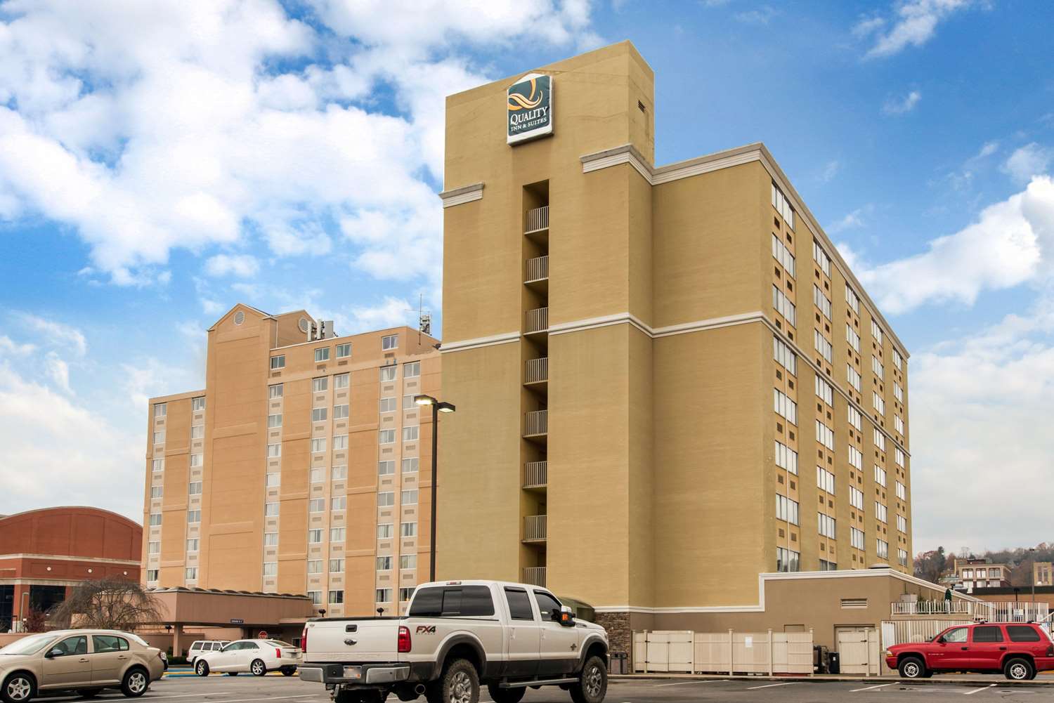Hotel QUALITY INN & SUITES CHARLESTON
