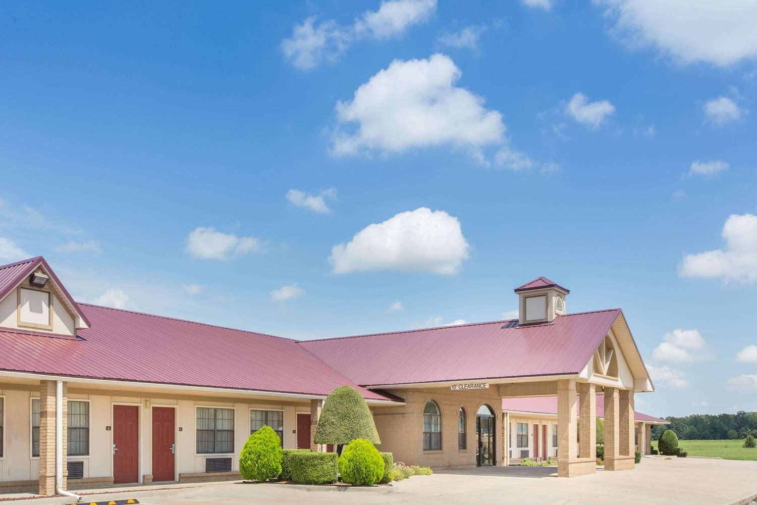 Hotel DAYS INN LONOKE