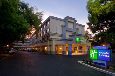 Hotel HOLIDAY INN EXPRESS SACRAMENTO CONVENTION CENTER