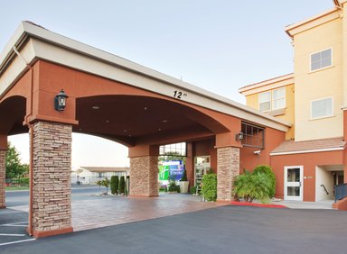 Hotel HOLIDAY INN EXPRESS WEST SACRAMENTO - CAPITOL AREA
