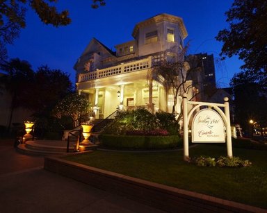 Hotel THE STERLING HOTEL