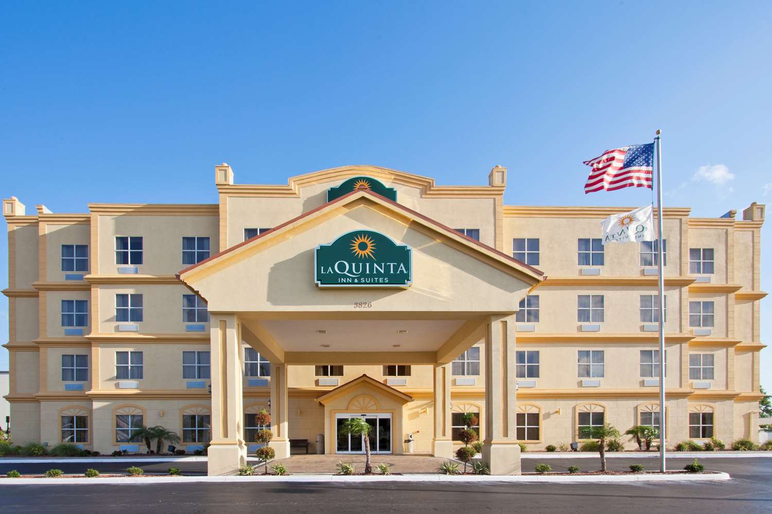 Hotel LA QUINTA INN & SUITES TAMPA CENTRAL