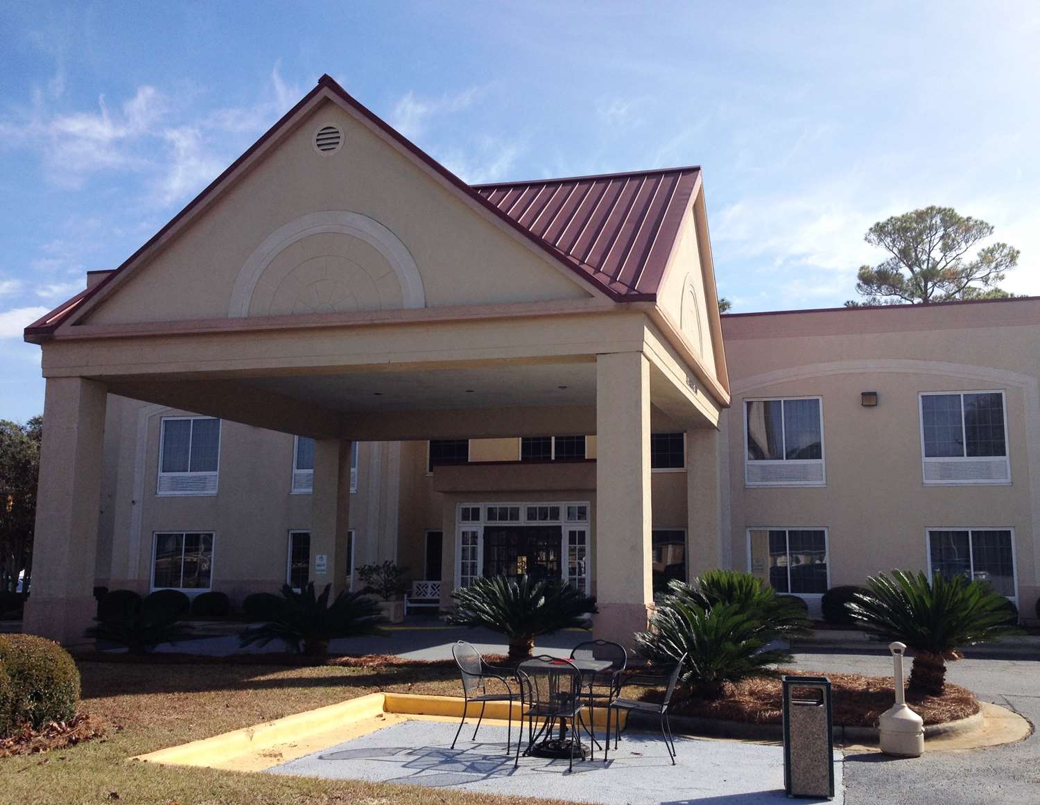 Hotel RED ROOF INN & SUITES ALBANY, GA