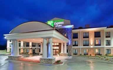 Hotel HOLIDAY INN EXPRESS & SUITES SAINT ROBERT - LEONARD WOOD