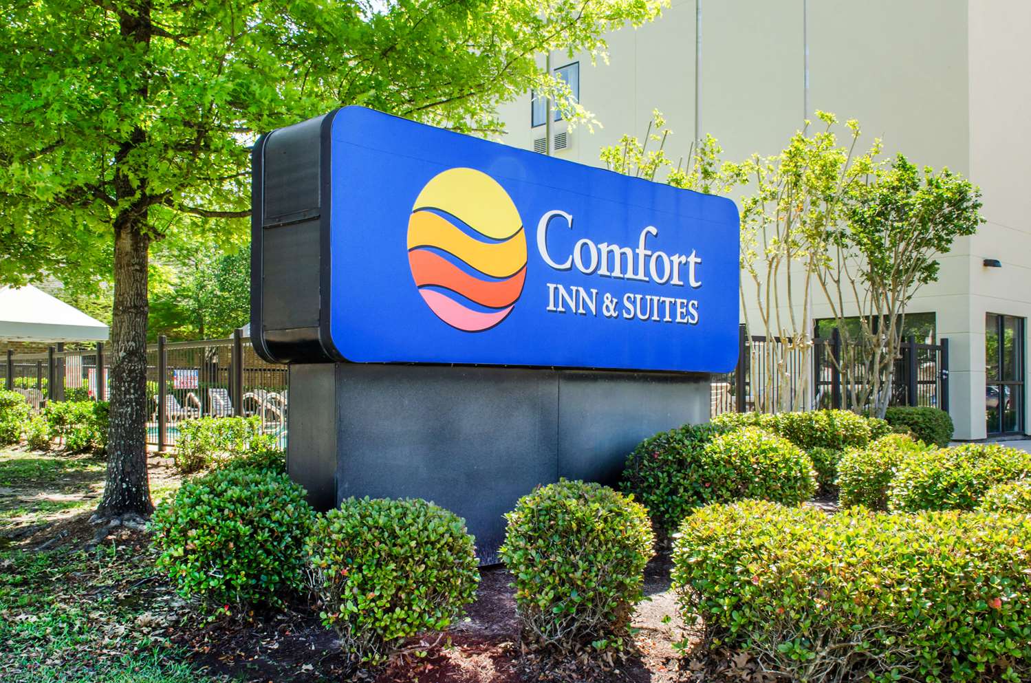 Hotel COMFORT INN & SUITES