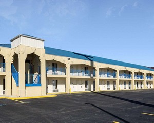 Hotel RODEWAY INN & SUITES MANCHESTER