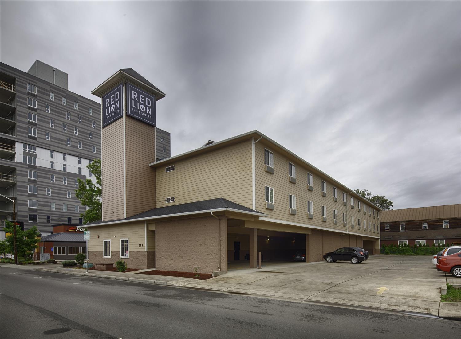 Hotel RED LION INN & SUITES EUGENE