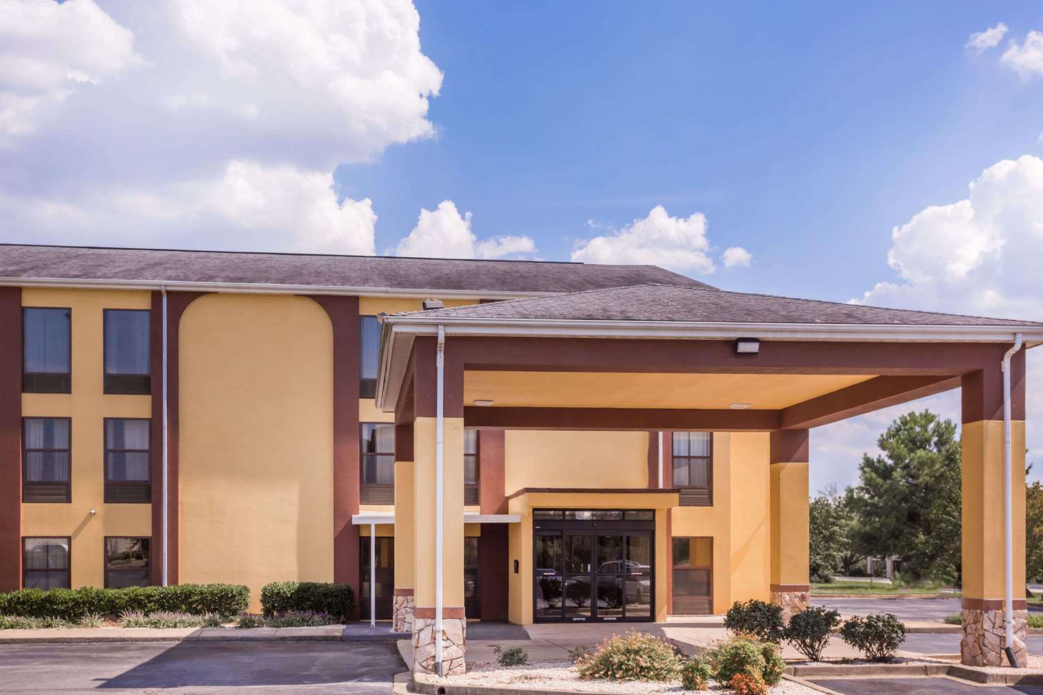 Hotel HOWARD JOHNSON BY WYNDHAM SPARTANBURG - EXPO CENTER