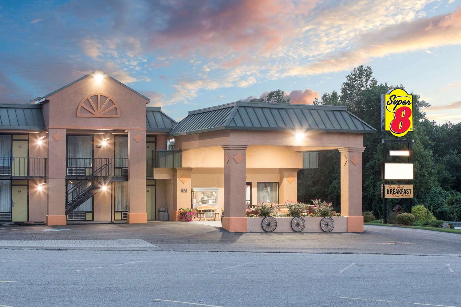 Hotel SUPER 8 MARION NC