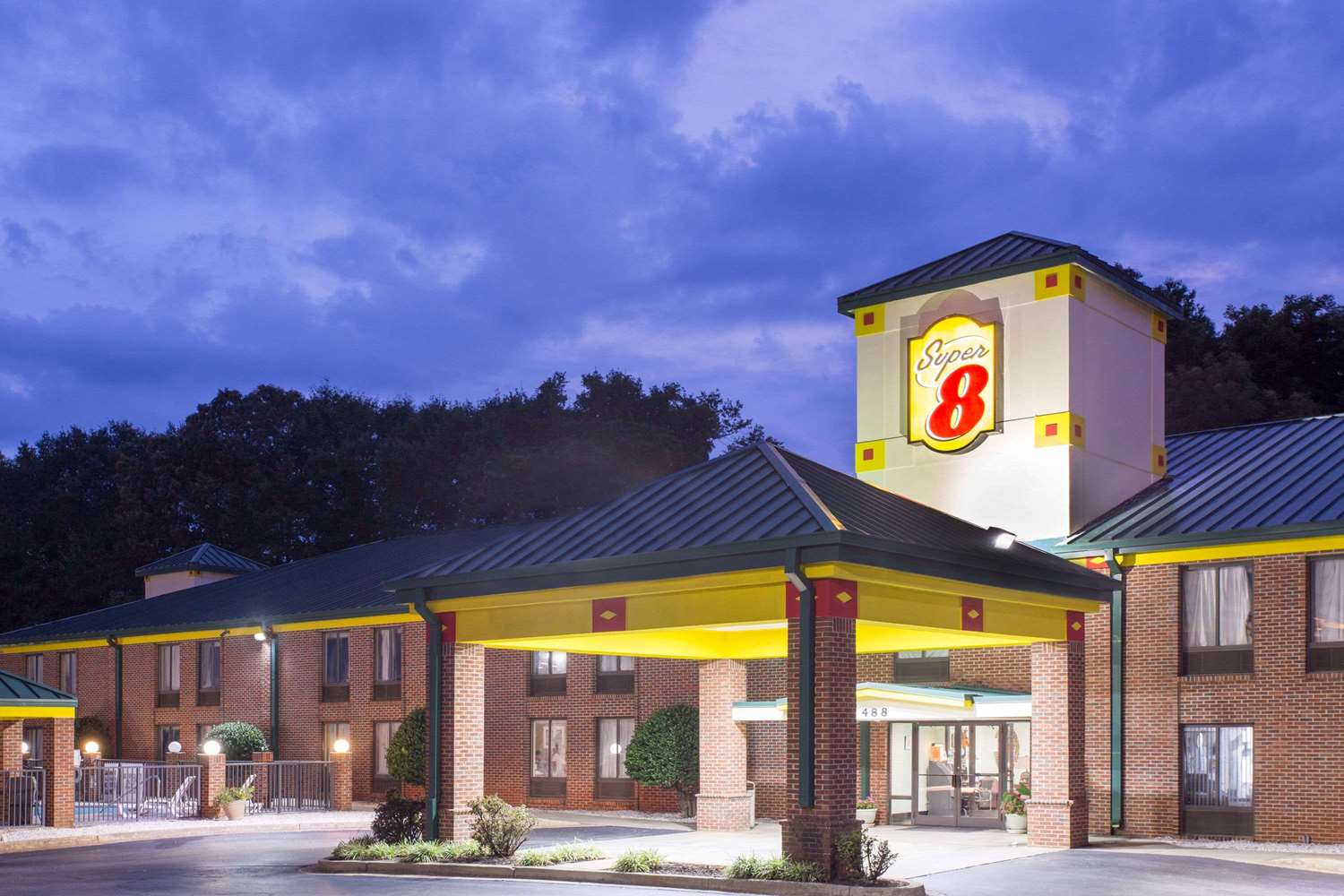 Hotel SUPER 8 SPARTANBURG/I-26 EXIT 22