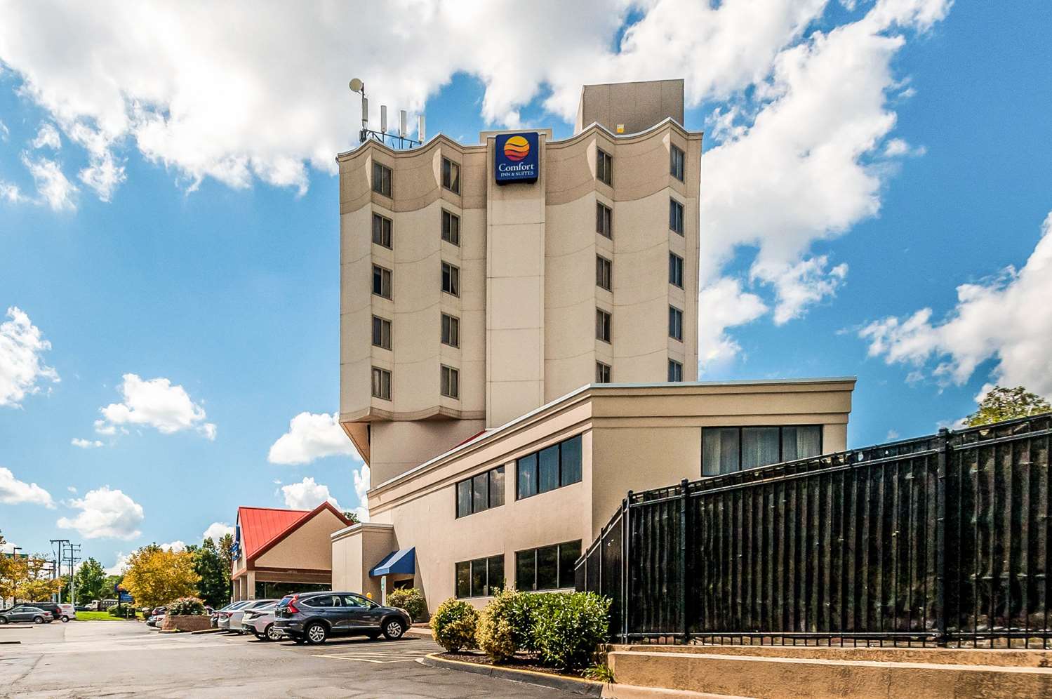 Hotel COMFORT INN & SUITES ALEXANDRIA
