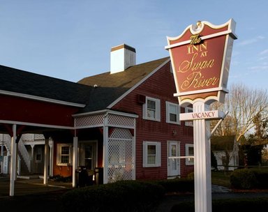 Hotel INN AT SWAN RIVER