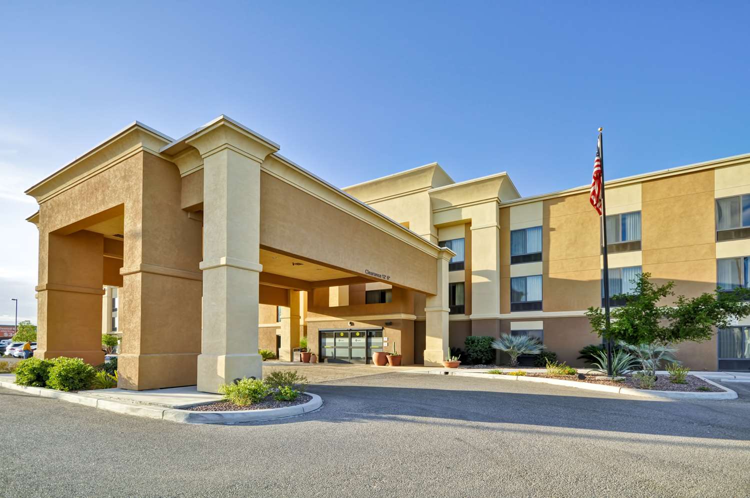 Hotel HAMPTON INN - SUITES TUCSON EAST-WILLIAMS CENTER AZ