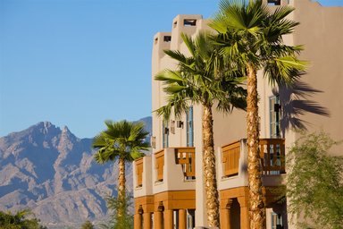 Hotel LODGE ON THE DESERT A STASH PARTNER HOTEL