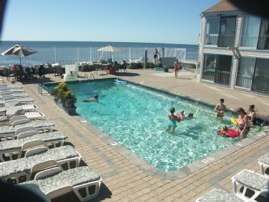 Hotel CORSAIR OCEANFRONT RESORT