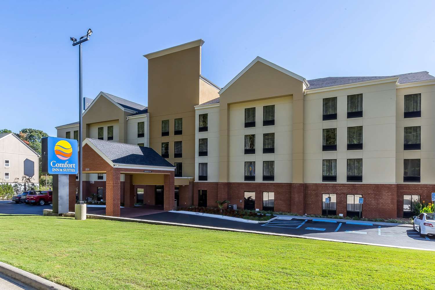 Hotel COMFORT INN & SUITES