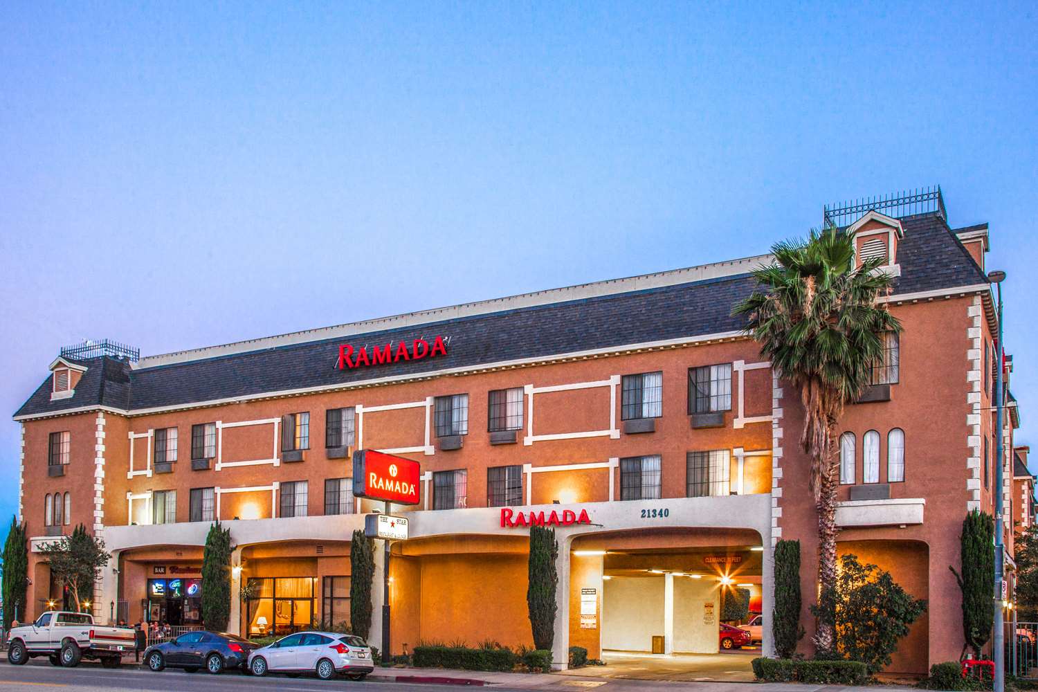 Hotel RAMADA BY WYNDHAM CHATSWORTH