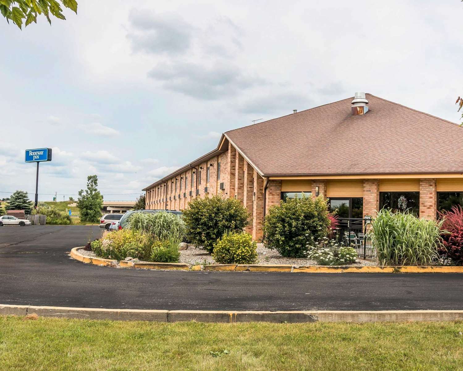 Hotel RODEWAY INN COOPERSVILLE