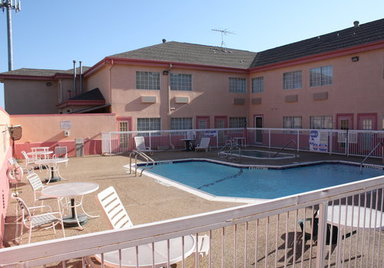 Hotel MAGNUSON HOTEL BURLESON