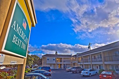 Hotel REDWOOD CREEK INN