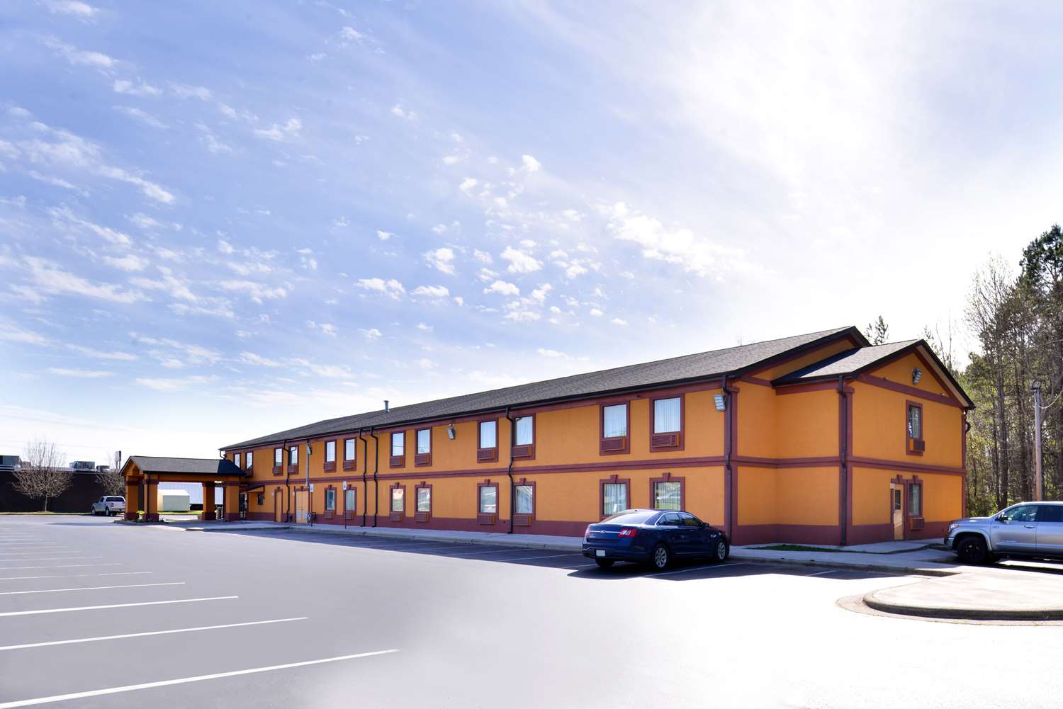Hotel AMERICAS BEST VALUE INN AND SUITES ALBEMARLE