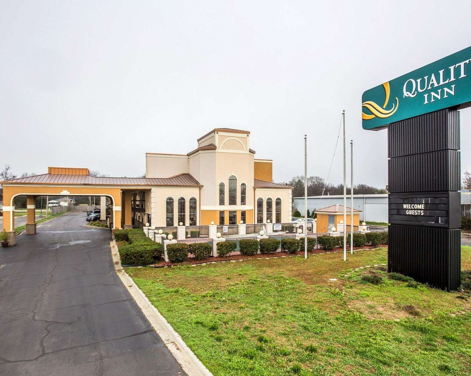Hotel QUALITY INN BENNETTSVILLE