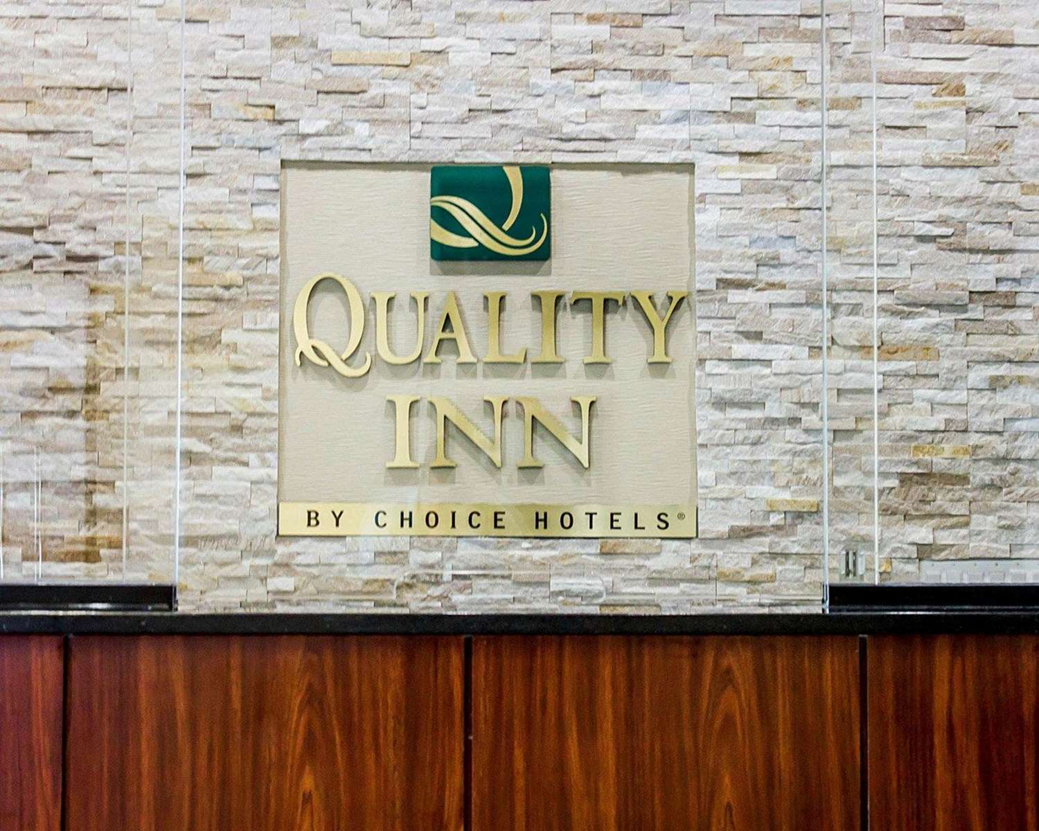Hotel QUALITY INN BROOKLYN
