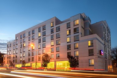 Hotel SPRINGHILL SUITES NEW YORK LAGUARDIA AIRPORT
