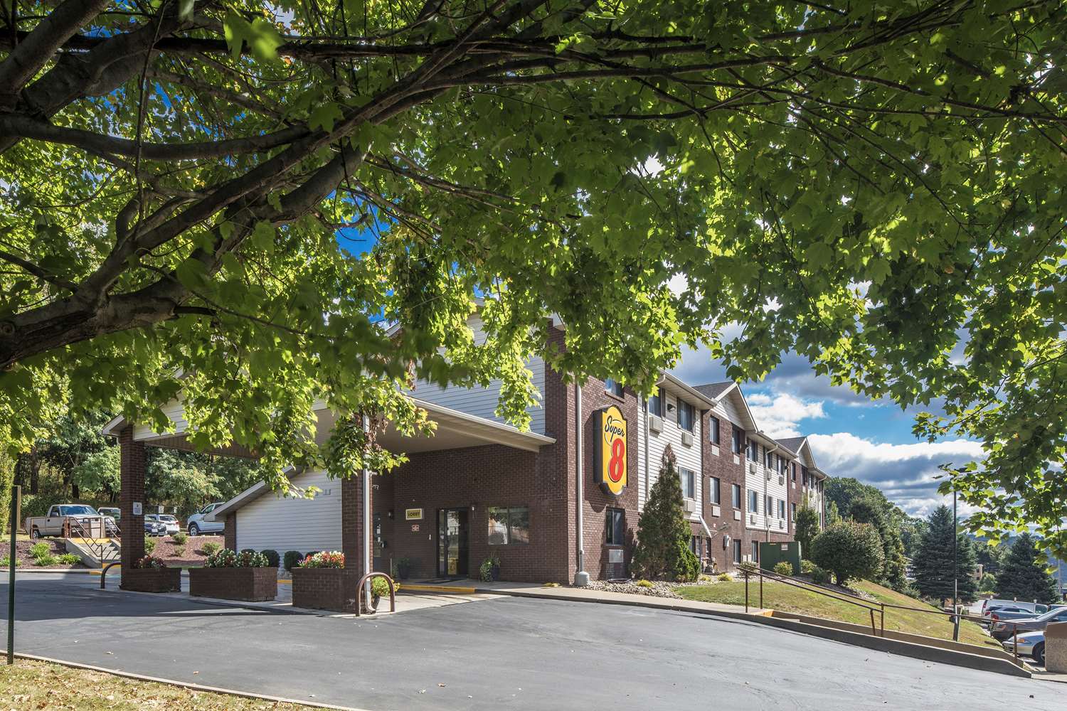 Hotel SUPER 8 BY WYNDHAM, STEUBENVILLE