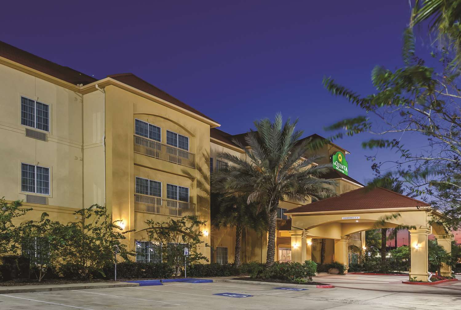 Hotel LA QUINTA INN & SUITES WINNIE