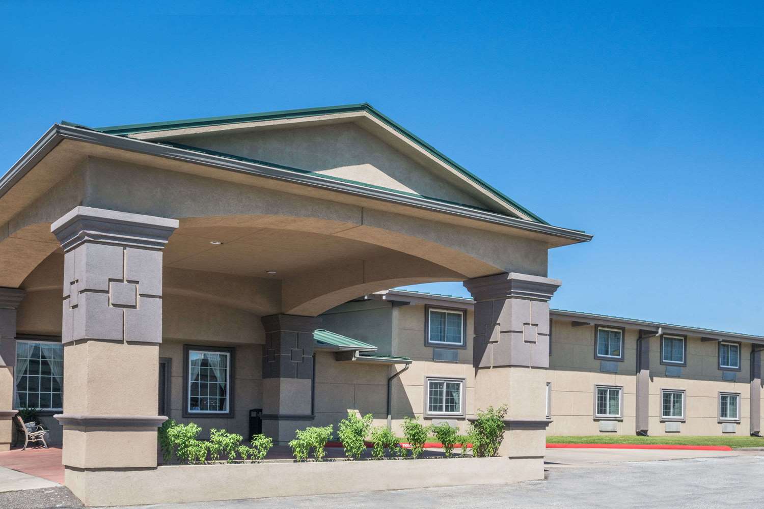 Hotel SUPER 8 BY WYNDHAM, BEAUMONT