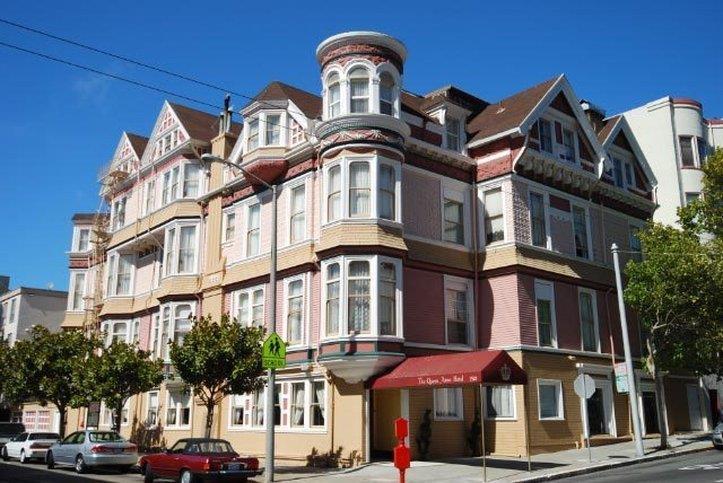 Hotel QUEEN ANNE HOTEL