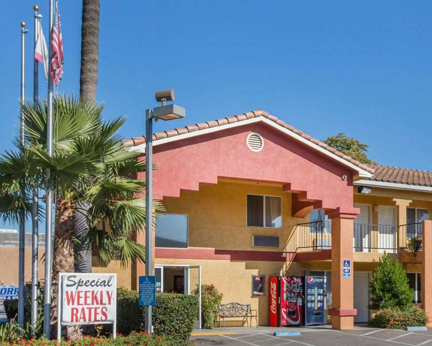 Hotel ECONO LODGE INN & SUITES LODI
