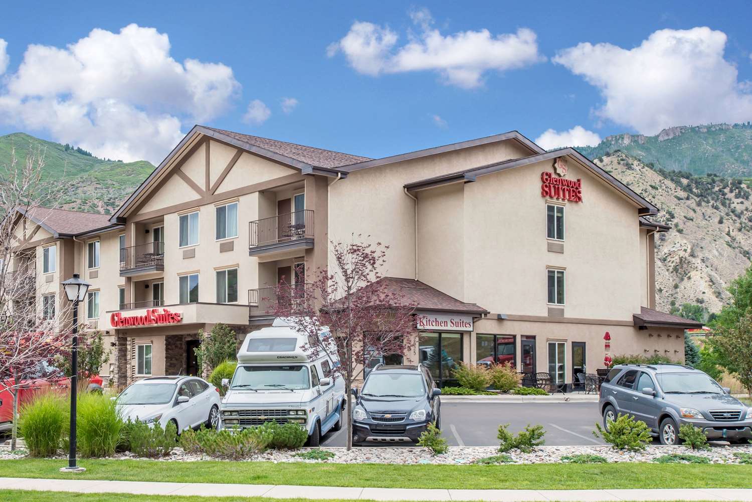 Hotel GLENWOOD SUITES, AN ASCEND HOTEL COLLECTION MEMBER