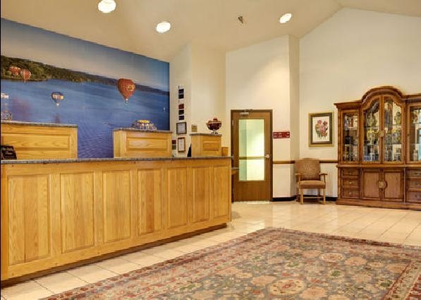 Hotel MAGNUSON HOTEL ON THE LAKE