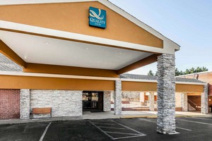 Hotel QUALITY INN SOUTH BOSTON