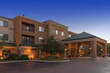 Hotel COURTYARD TRAVERSE CITY