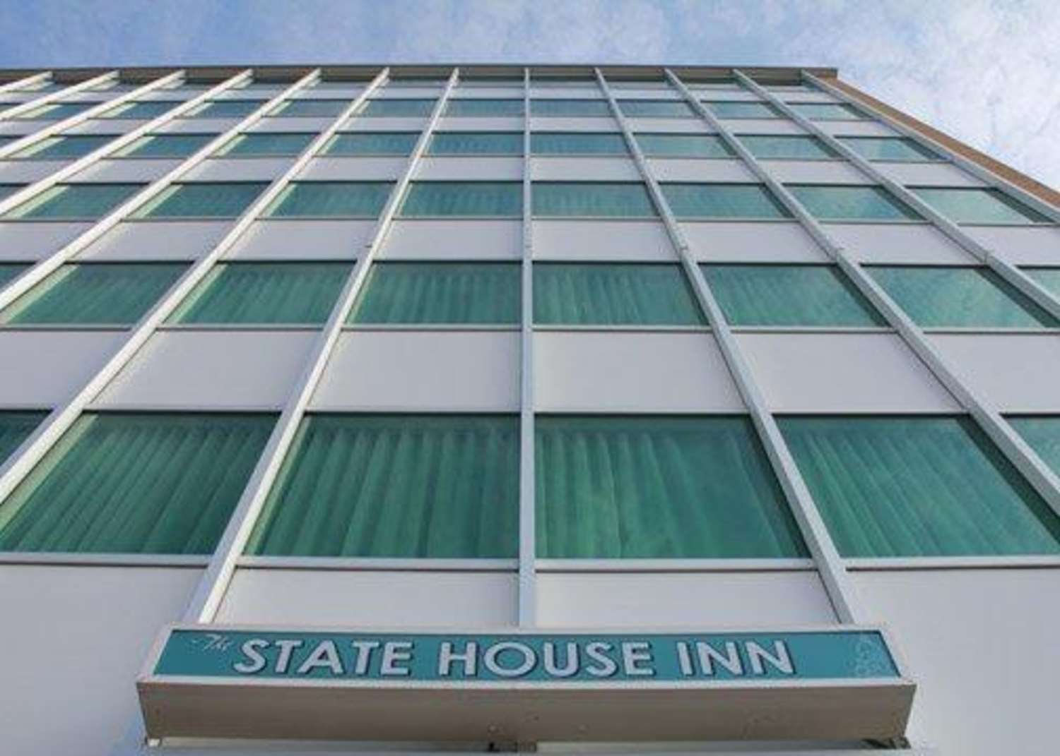 Hotel STATE HOUSE INN