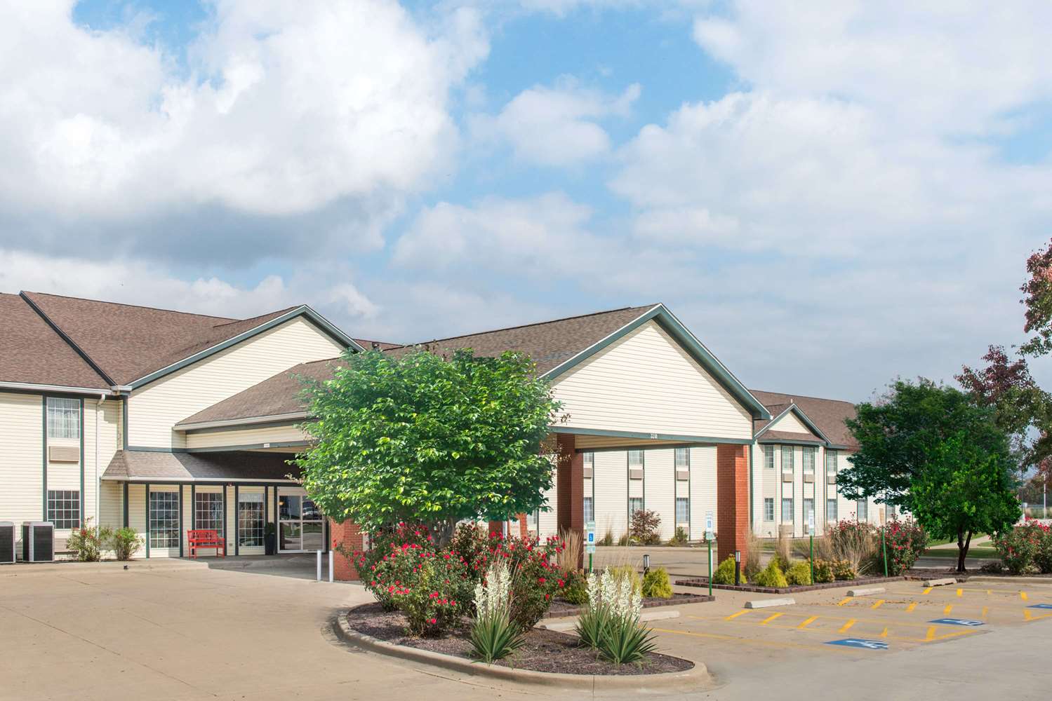 Hotel RAMADA SPRINGFIELD NORTH