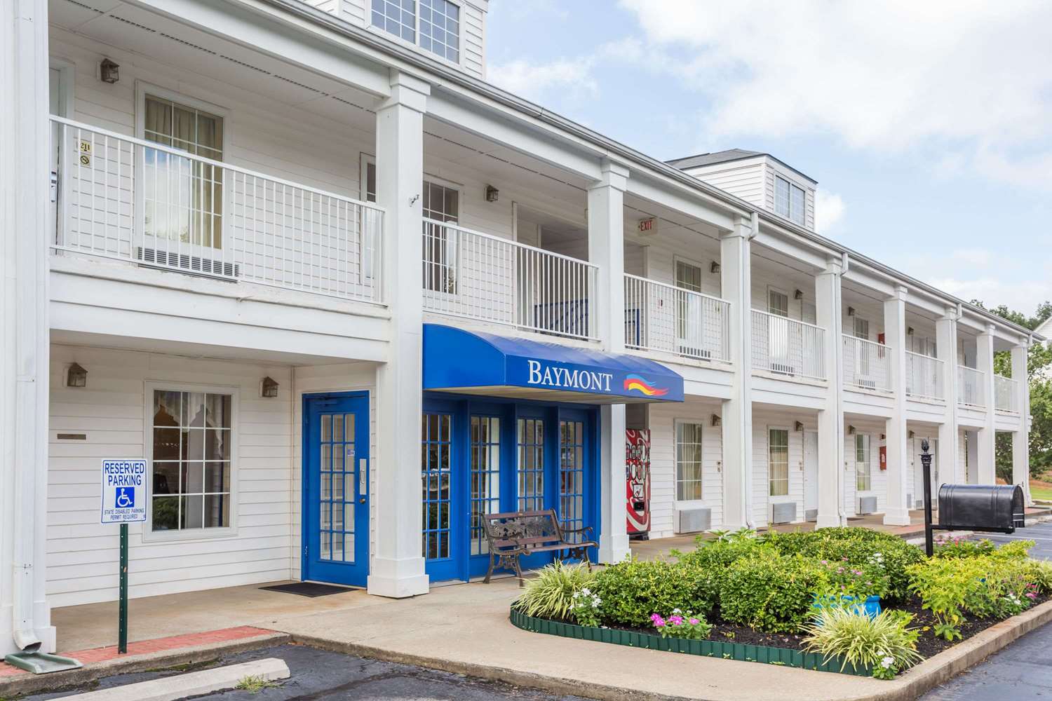 Hotel BAYMONT INN & SUITES GREENWOOD