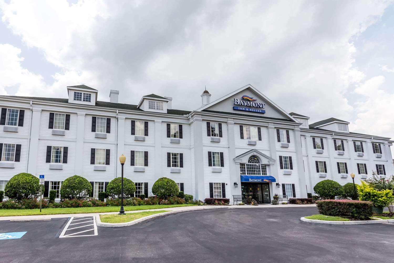 Hotel BAYMONT INN & SUITES LAKELAND
