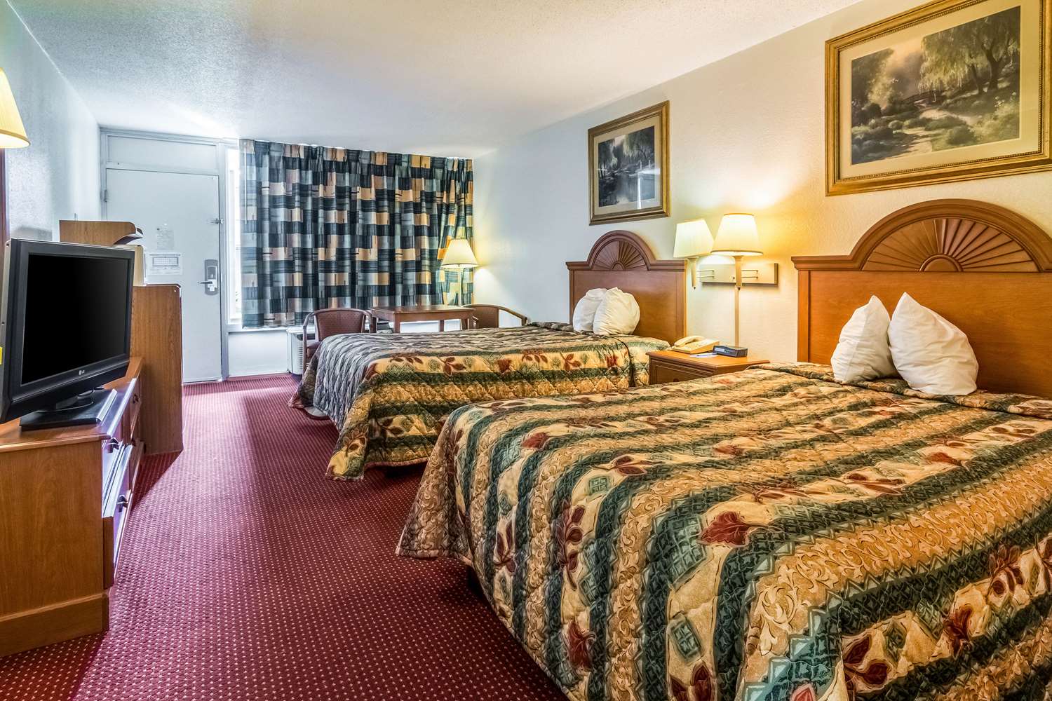 Hotel RODEWAY INN & SUITES LAKELAND