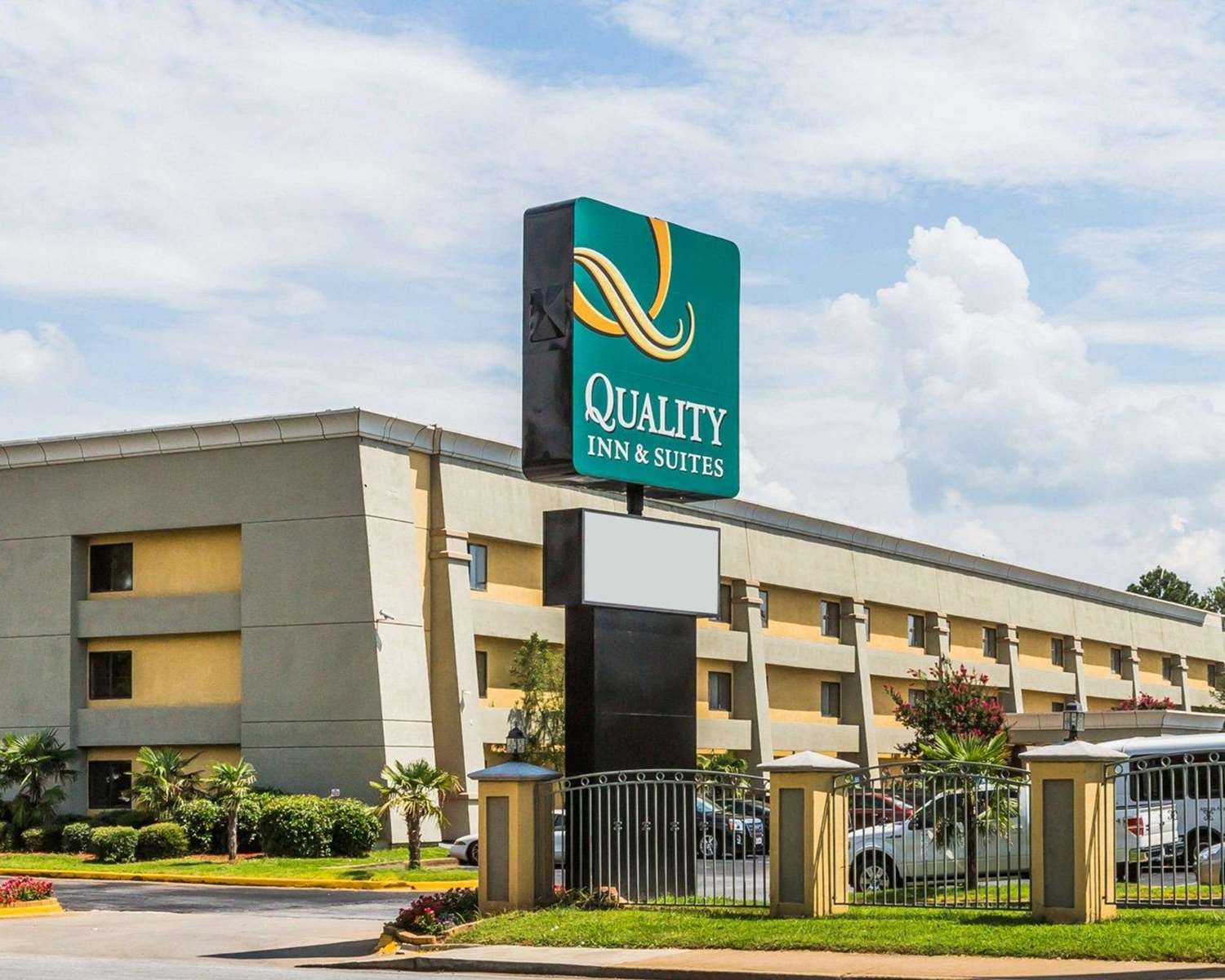 Hotel QUALITY INN & SUITES ATLANTA AIRPORT SOUTH