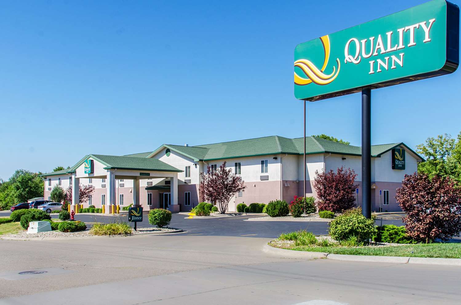 Hotel QUALITY INN NEAR FORT RILEY