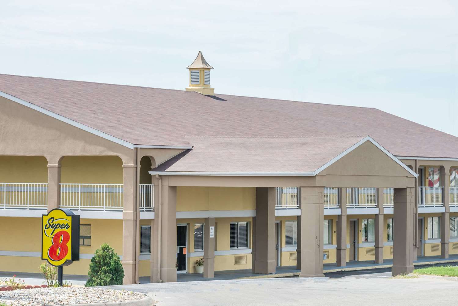 Hotel SUPER 8 JUNCTION CITY