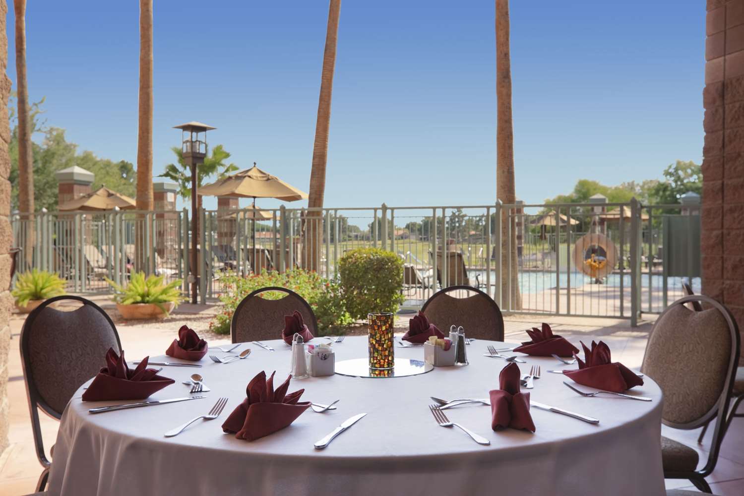 Hotel EMBASSY SUITES BY HILTON PHOENIX SCOTTSDALE