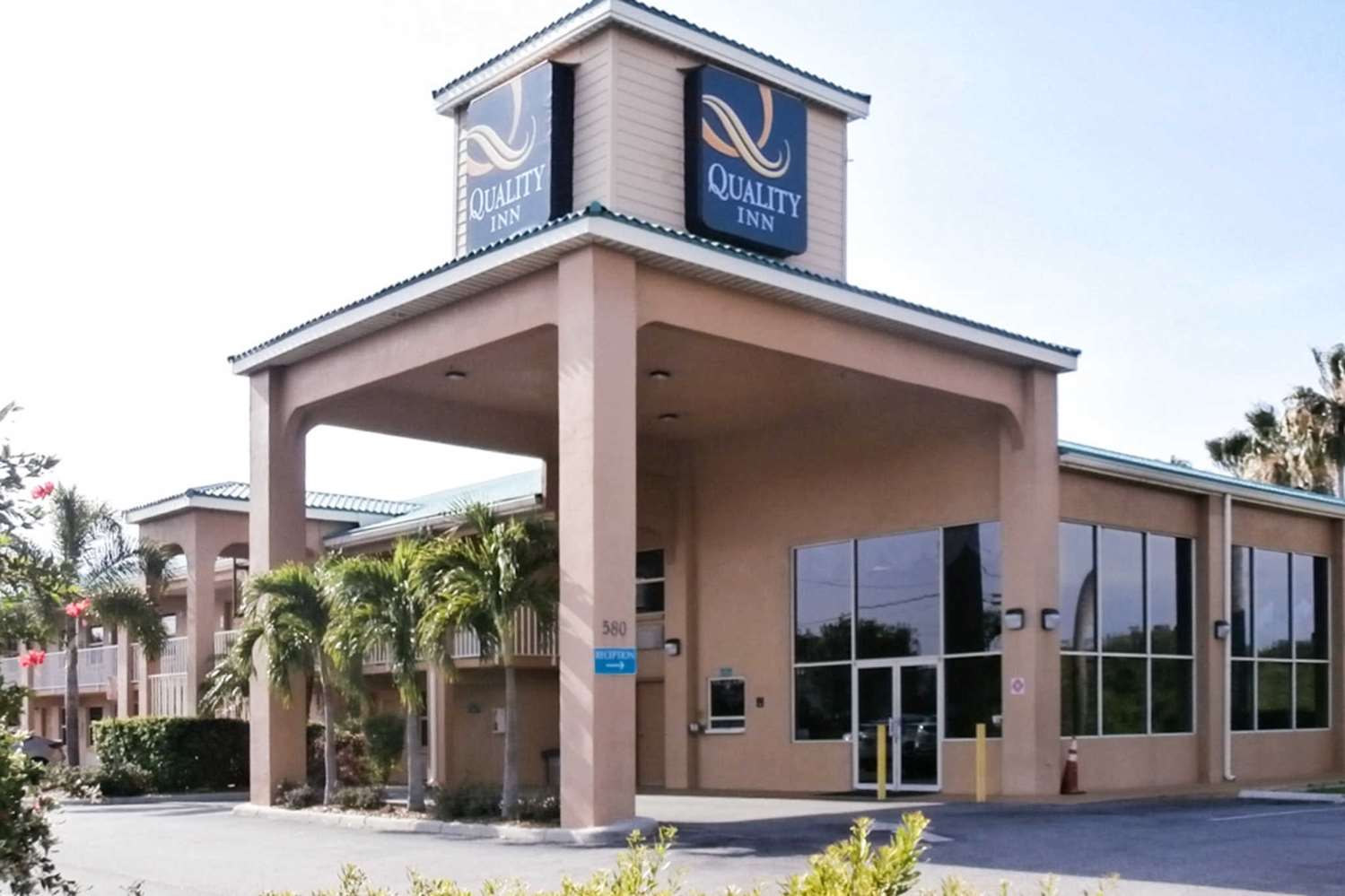 Hotel QUALITY INN NEAR ELLENTON OUTLET MALL