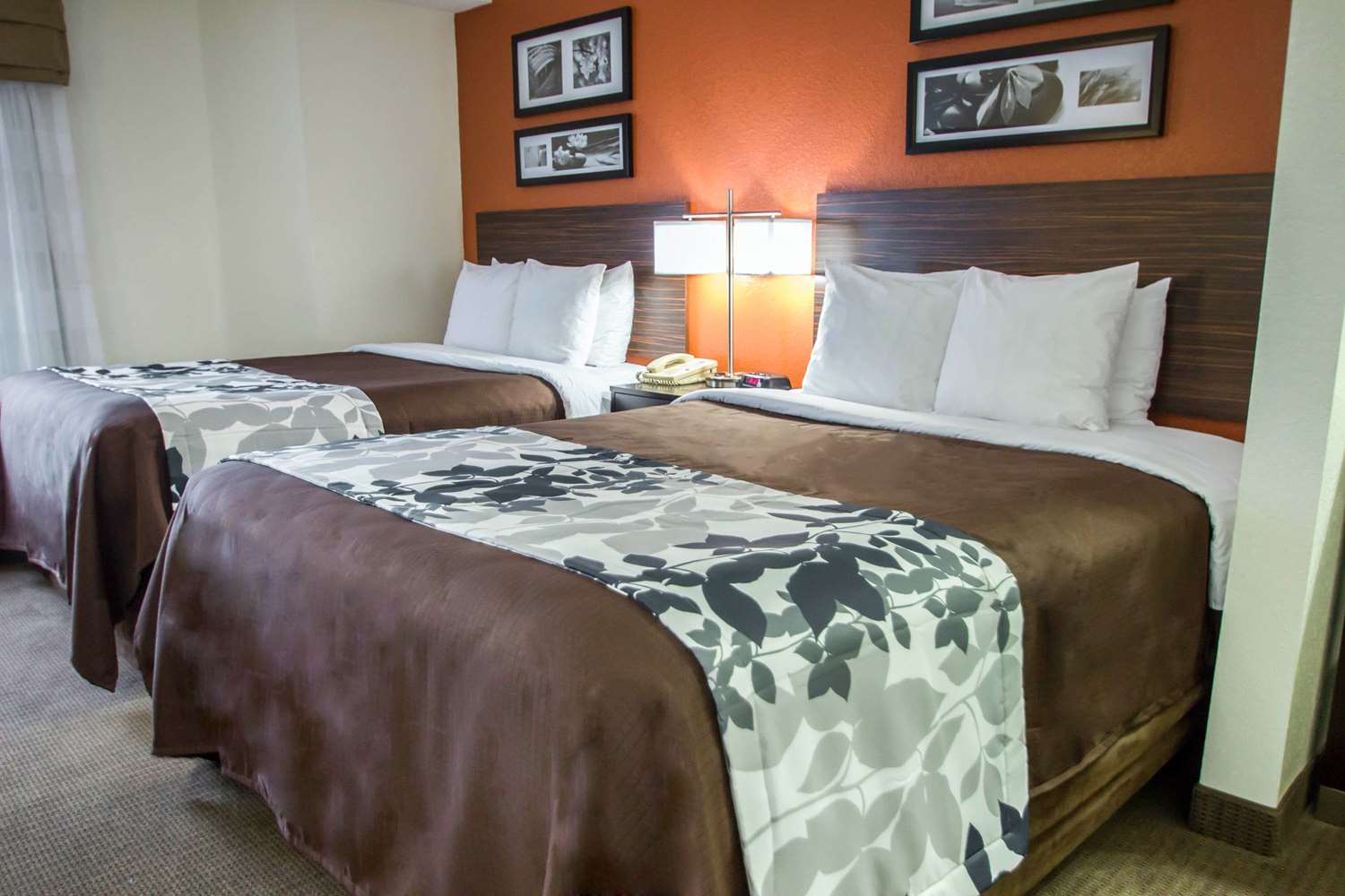 Hotel SLEEP INN & SUITES RIVERFRONT